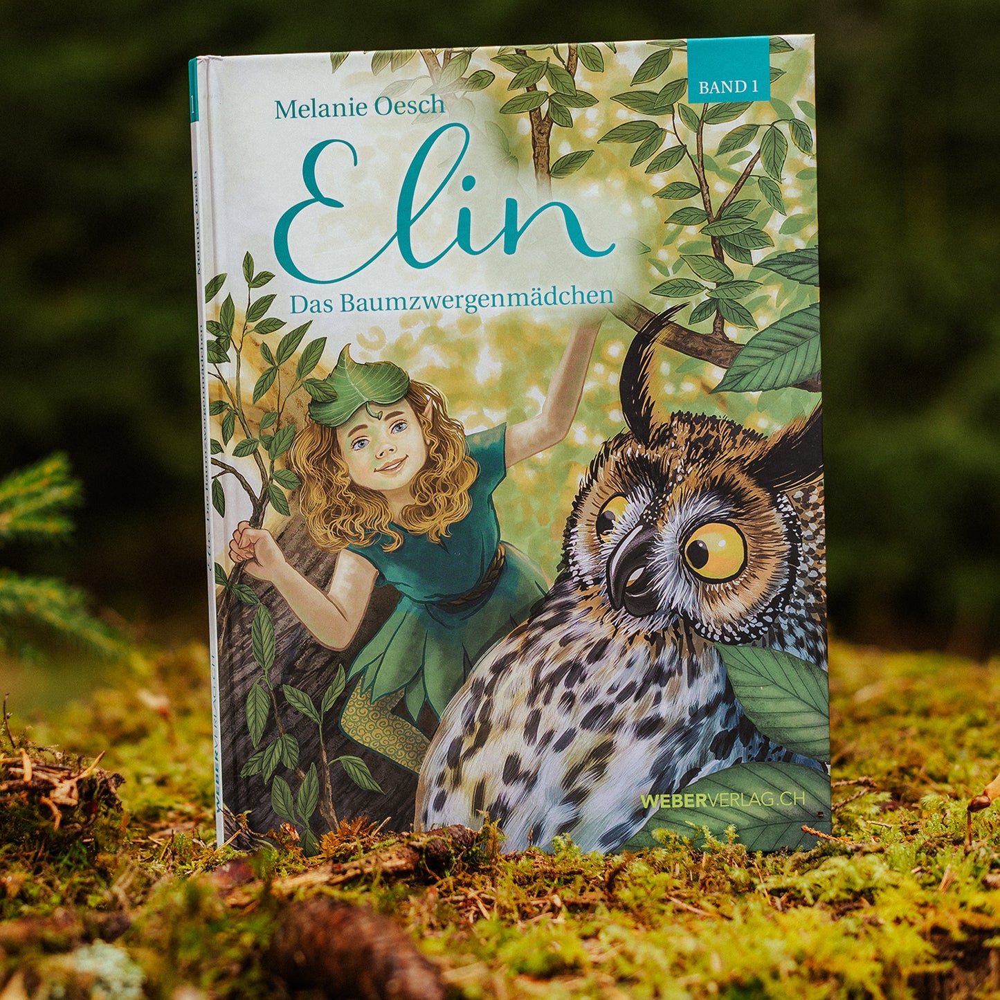 Set de figurines en bois ELIN avec livre au choix (édition limitée)